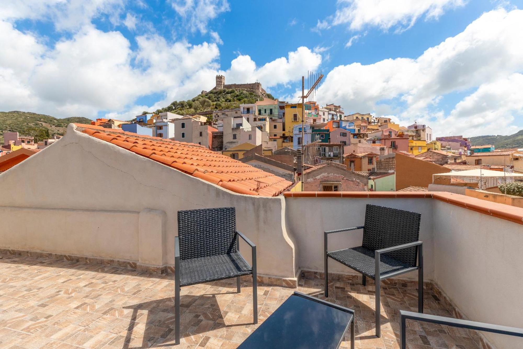 Casa Rocca Apartamento Bosa Exterior foto